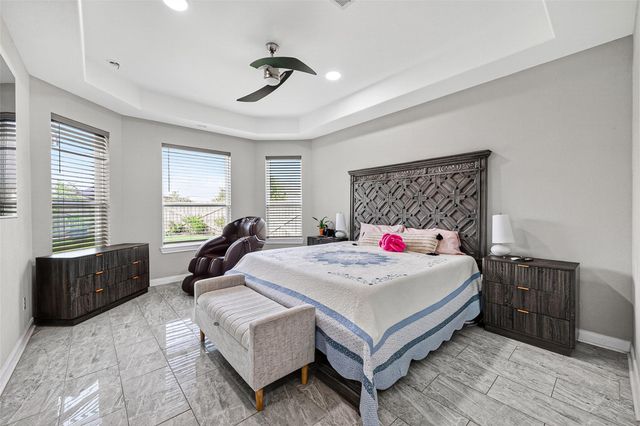 702 Honeybush Drive Drive, Richmond, TX 77406