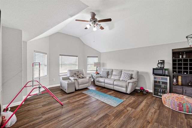 702 Honeybush Drive Drive, Richmond, TX 77406