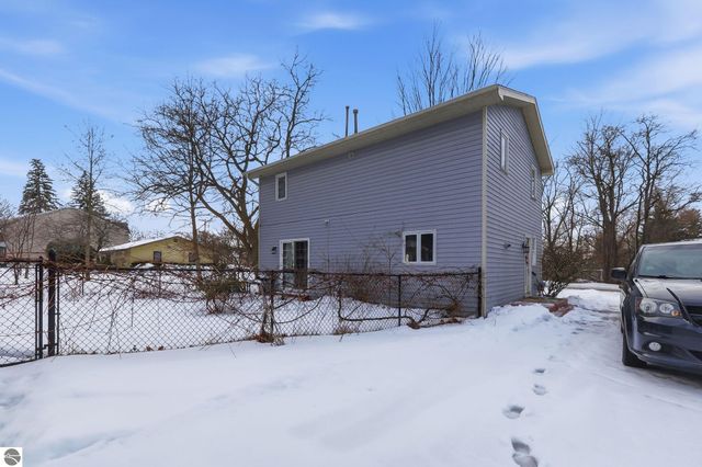 137 Center Street, Elk Rapids, MI 49629