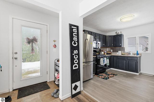 137 Center Street, Elk Rapids, MI 49629