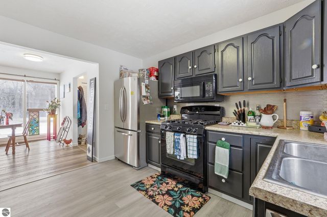 137 Center Street, Elk Rapids, MI 49629