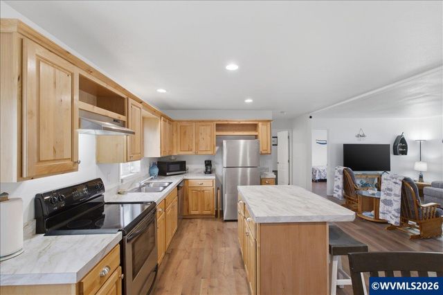 6289 SW Jetty Av, Lincoln City, OR 97367