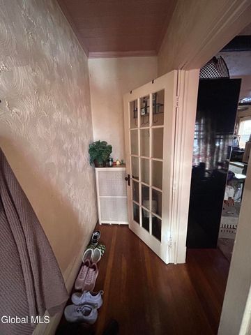 77 Younglove Avenue, Cohoes, NY 12047