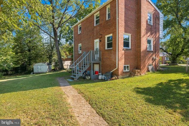 2120 RAVENSWOOD ST, Hyattsville, MD 20782