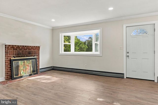 2120 RAVENSWOOD ST, Hyattsville, MD 20782