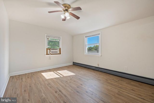 2120 RAVENSWOOD ST, Hyattsville, MD 20782