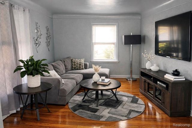 19954 Houghton Street, Detroit, MI 48219