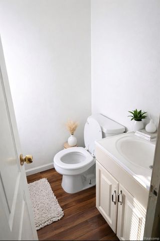 19954 Houghton Street, Detroit, MI 48219