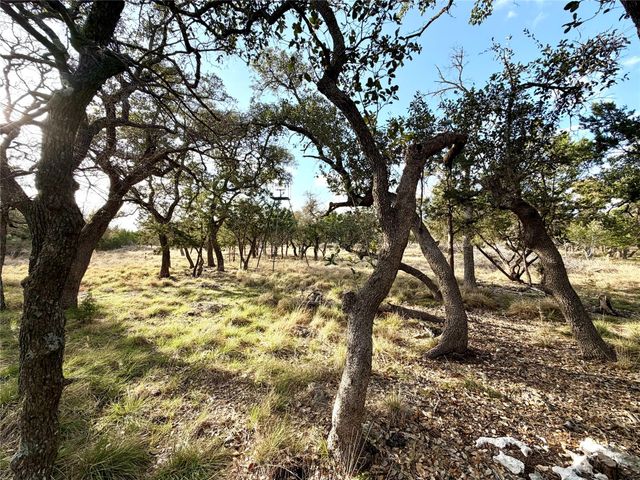 1360 County Road 233 RD, Florence, TX 76527