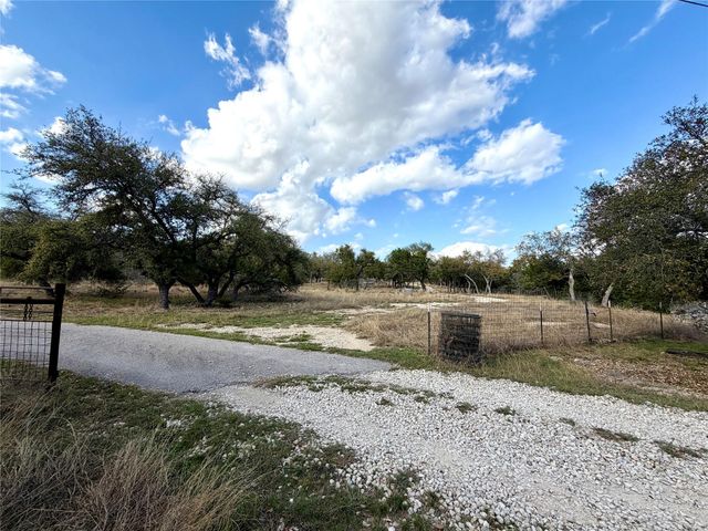 1360 County Road 233 RD, Florence, TX 76527