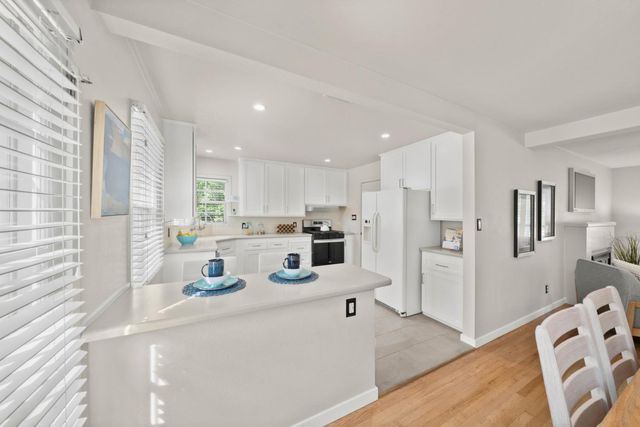 1342 61st St, Sacramento, CA 95819