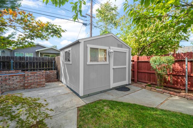 1342 61st St, Sacramento, CA 95819