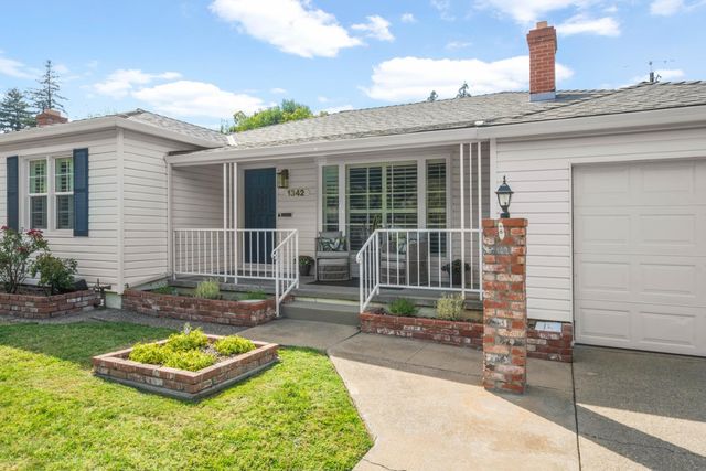 1342 61st St, Sacramento, CA 95819