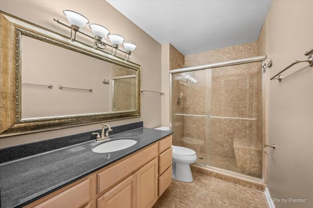 132 Scott Drive, East Dundee, IL 60118