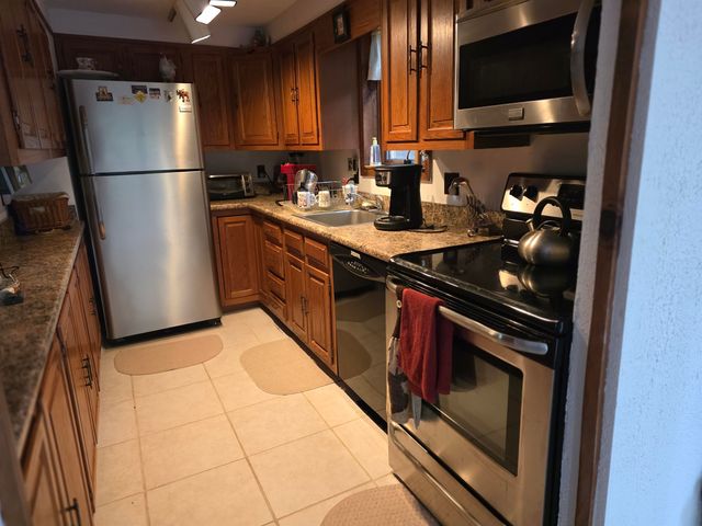 429 Perch Pond Road, Campton, NH 03223
