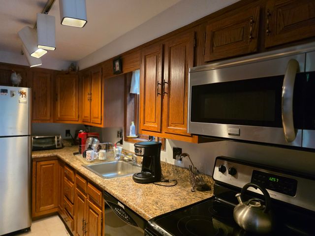 429 Perch Pond Road, Campton, NH 03223