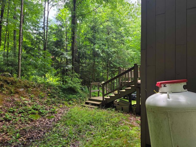 429 Perch Pond Road, Campton, NH 03223