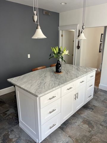 87 Bristol Rd 1, Medford, MA 02155