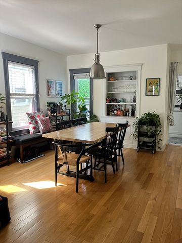 87 Bristol Rd 1, Medford, MA 02155