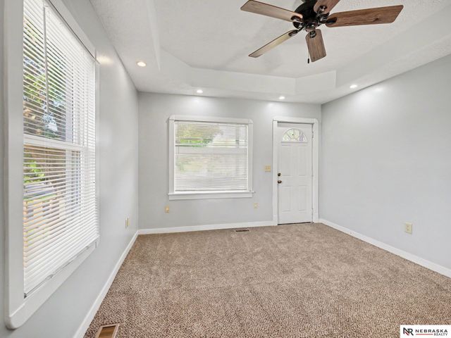 4725 S 20 Street, Omaha, NE 68107