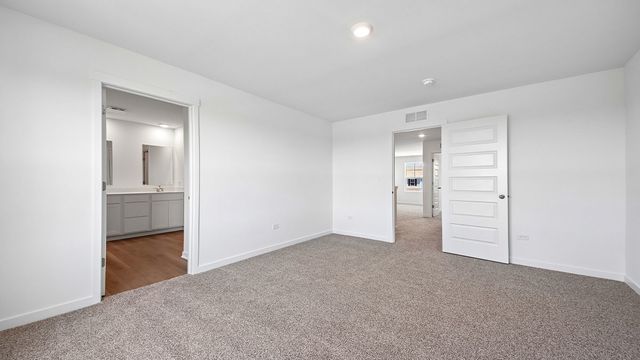 10035 Goodridge Street, Huntley, IL 60142