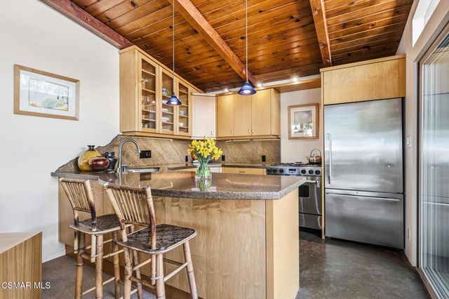 258 Mcknight Road, Newbury Park, CA 91320