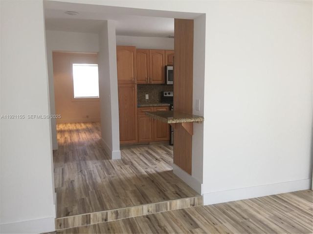 1831 SW 17th Ter, Miami, FL 33145