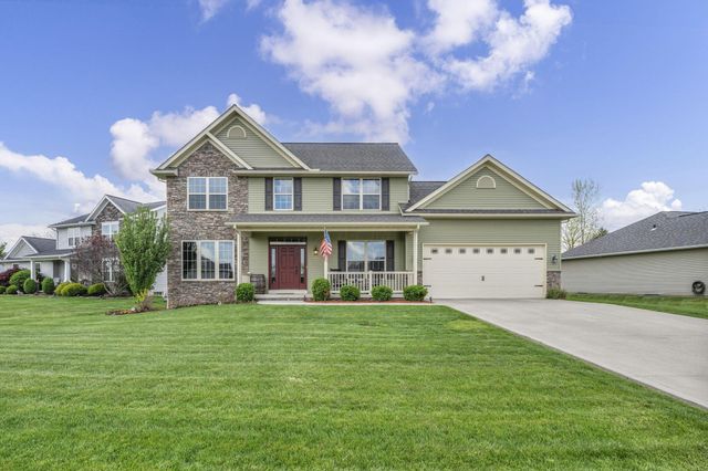 27 Fieldcrest Drive, Centerburg, OH 43011