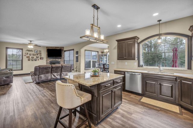 27 Fieldcrest Drive, Centerburg, OH 43011