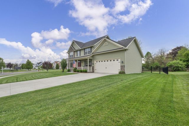 27 Fieldcrest Drive, Centerburg, OH 43011