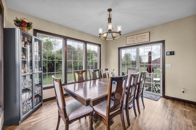 27 Fieldcrest Drive, Centerburg, OH 43011