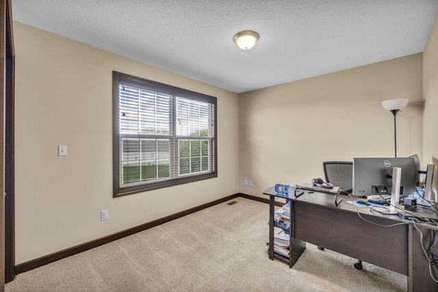 27 Fieldcrest Drive, Centerburg, OH 43011