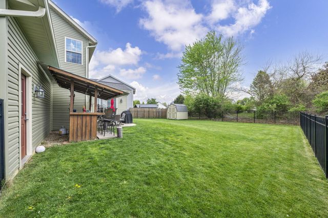 27 Fieldcrest Drive, Centerburg, OH 43011