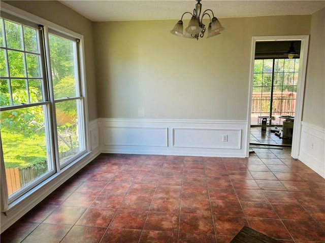 2580 Binghampton Lane, Lawrenceville, GA 30044