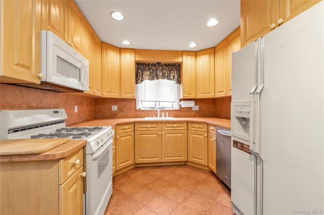 12 Alexine Avenue, East Rockaway, NY 11518