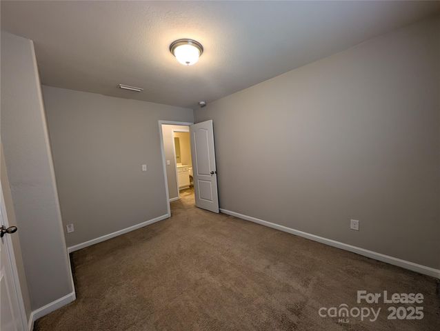 8419 Candlenut Lane, Charlotte, NC 28215