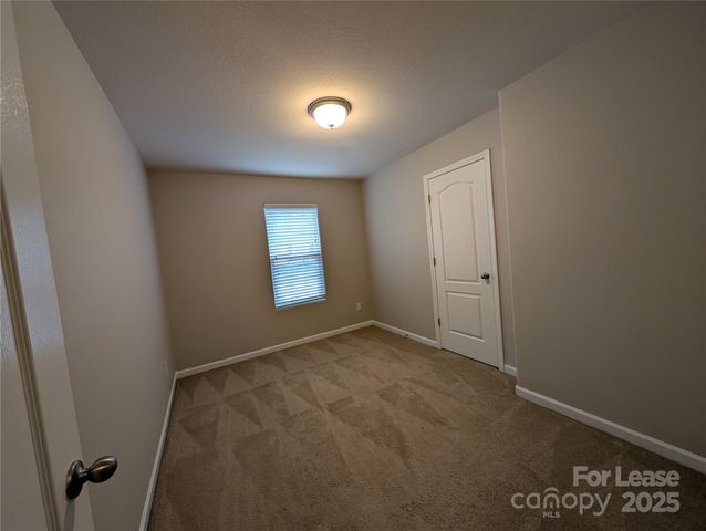 8419 Candlenut Lane, Charlotte, NC 28215