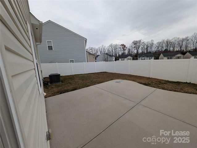 8419 Candlenut Lane, Charlotte, NC 28215