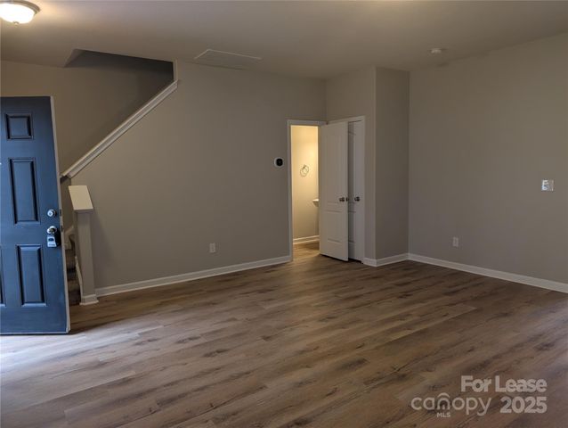 8419 Candlenut Lane, Charlotte, NC 28215