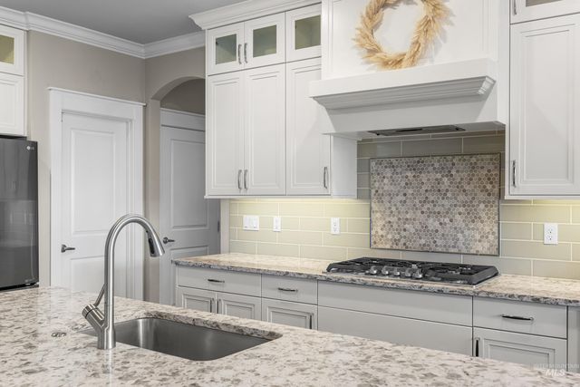 5952 N Bolsena Ave, Meridian, ID 83646