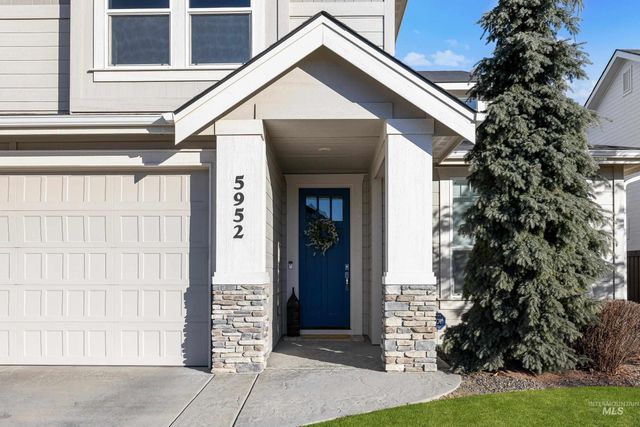 5952 N Bolsena Ave, Meridian, ID 83646