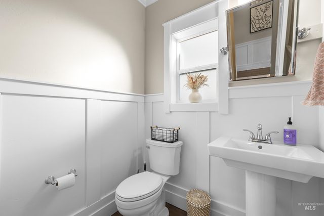 5952 N Bolsena Ave, Meridian, ID 83646