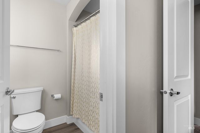 5952 N Bolsena Ave, Meridian, ID 83646