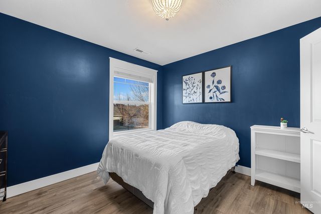 5952 N Bolsena Ave, Meridian, ID 83646