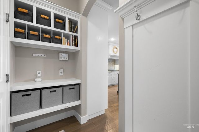 5952 N Bolsena Ave, Meridian, ID 83646