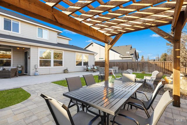 5952 N Bolsena Ave, Meridian, ID 83646