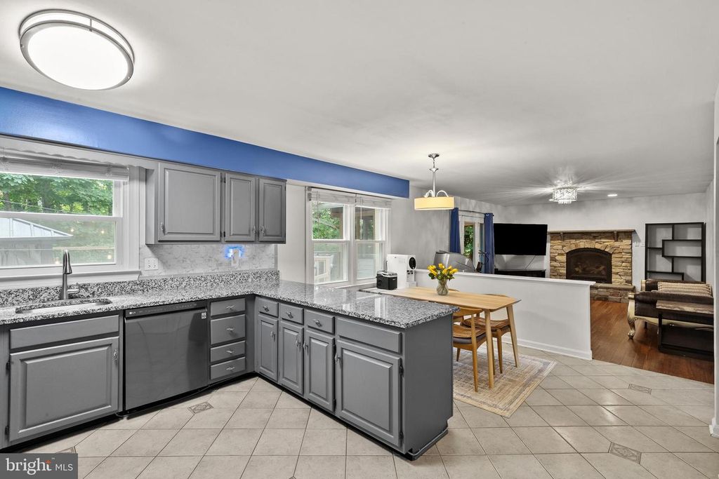 Image 14 of property listing at 12128 GRAY STAR WAY, Columbia, MD 21044