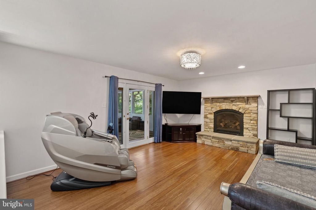 Image 19 of property listing at 12128 GRAY STAR WAY, Columbia, MD 21044