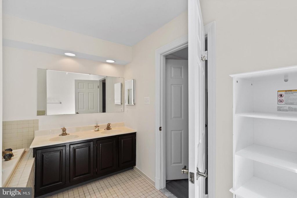 Image 27 of property listing at 12128 GRAY STAR WAY, Columbia, MD 21044