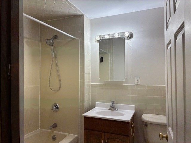 41 Sturtevant Ave 1, Norwood, MA 02062